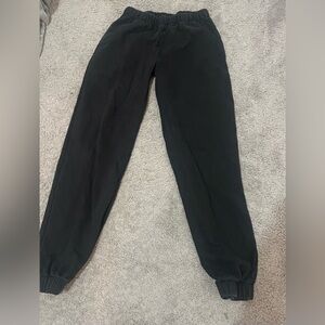 black brandy melville sweatpants